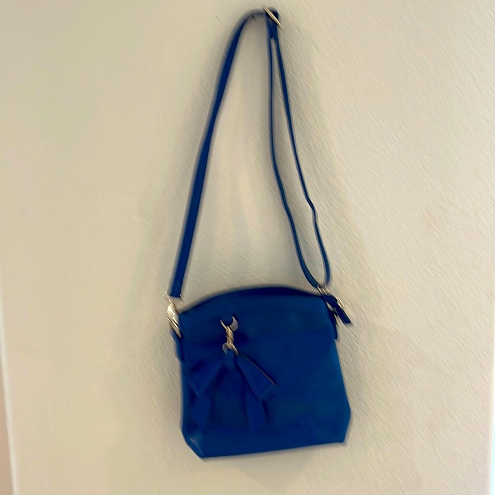 Cute, navy blue purse